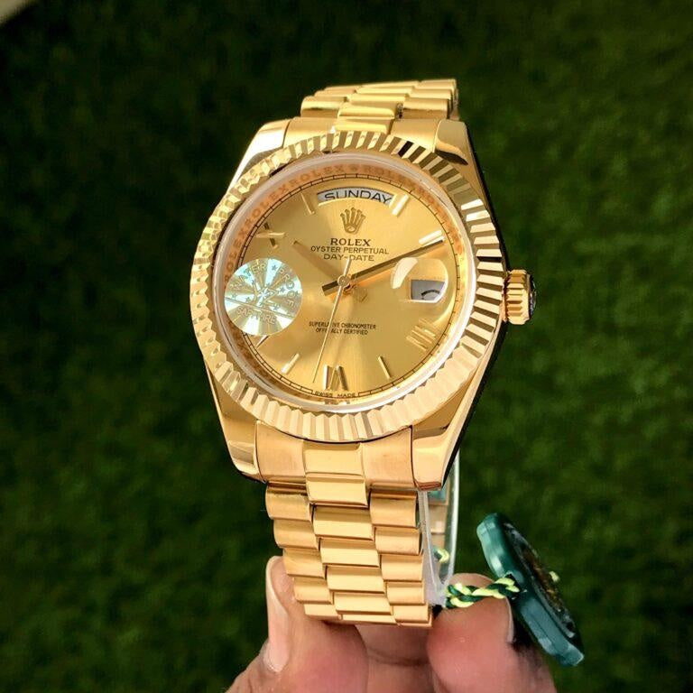 Role_x Day Date Gold Watch