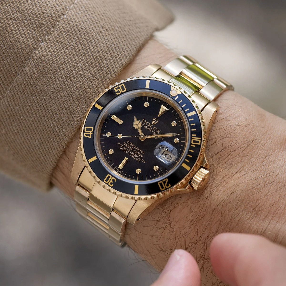 Role_x Submarine Glod/Black Watch