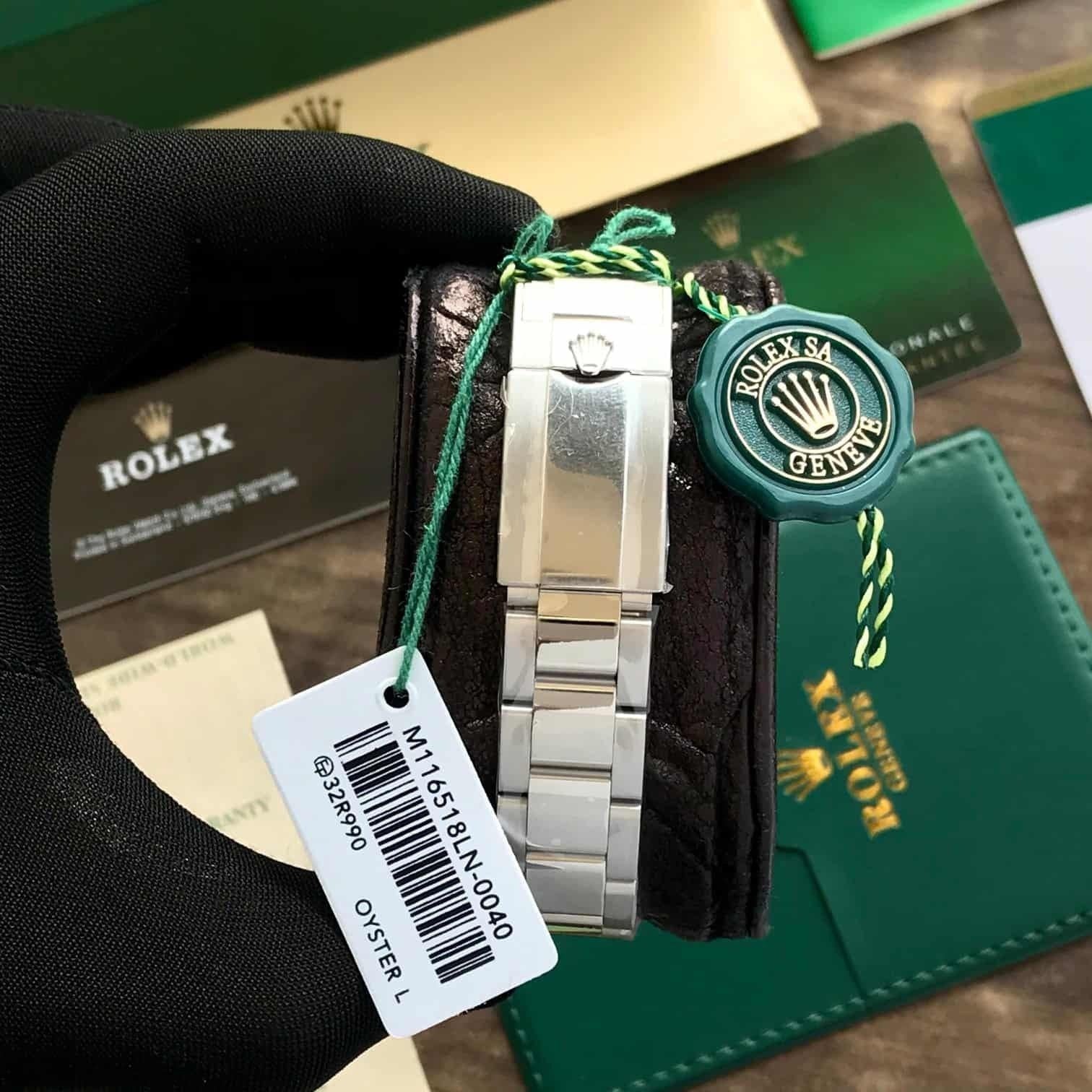 Role_x Daytona Silver/White Chain Watch