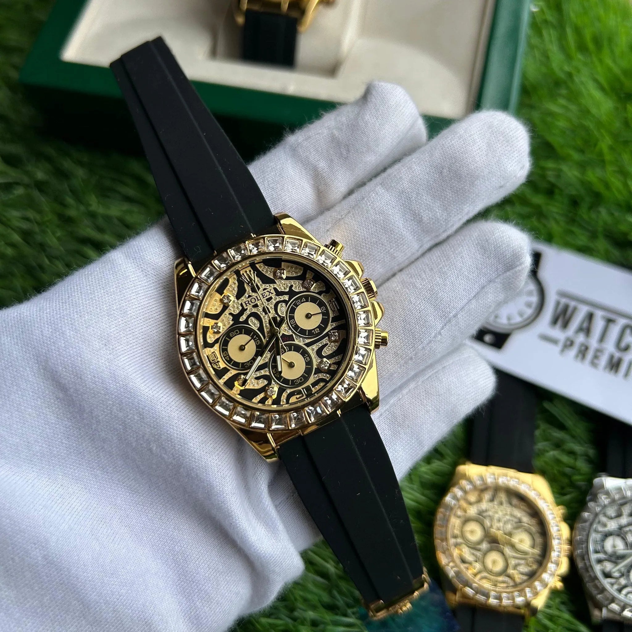 Role_x Tiger Gold Belt Watch