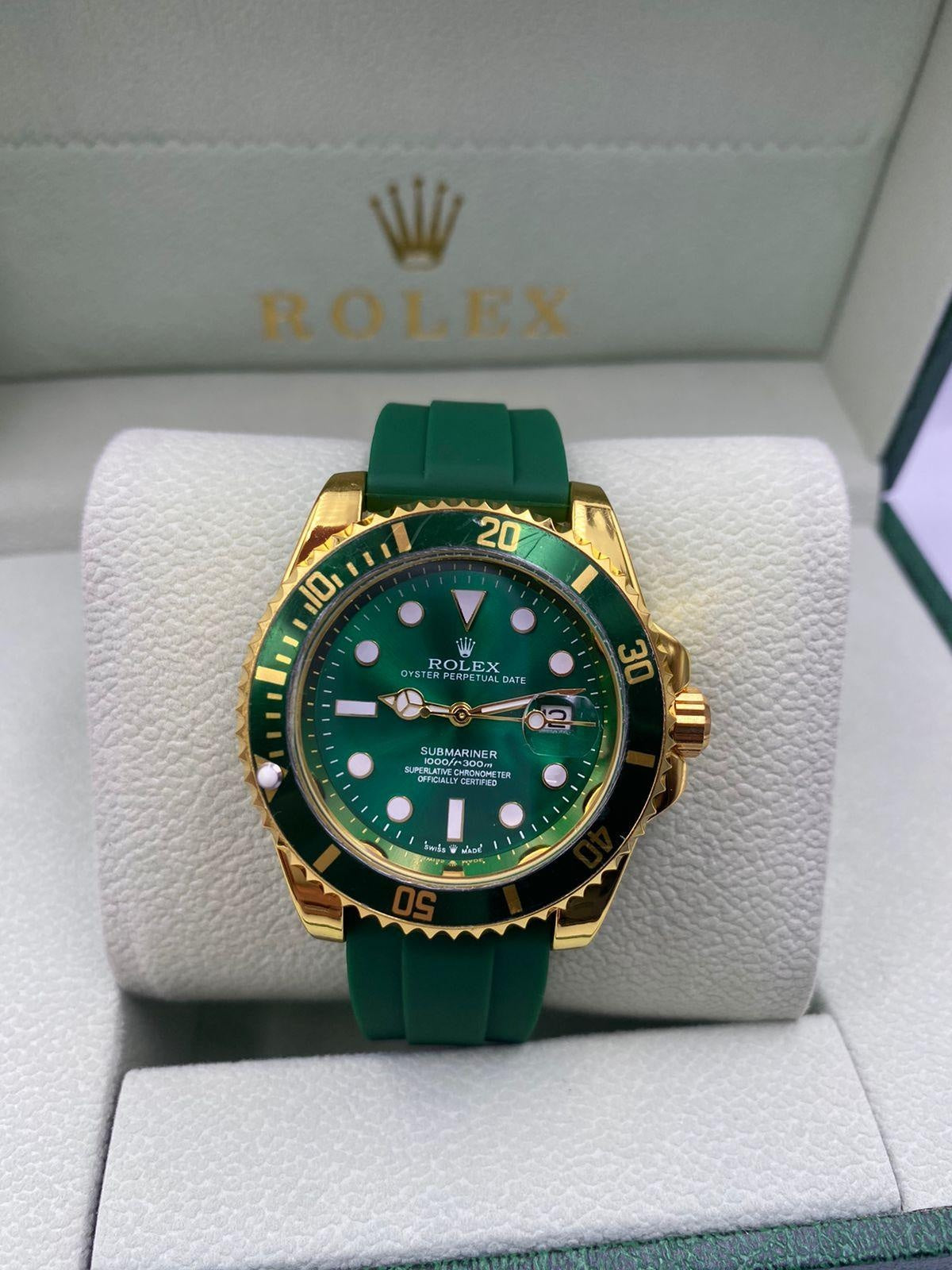 Role_x Submarine Green Belt Watch