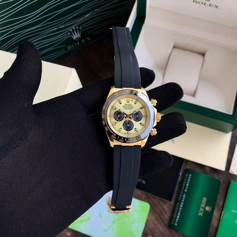 Role_x Daytona Gold Belt Watch