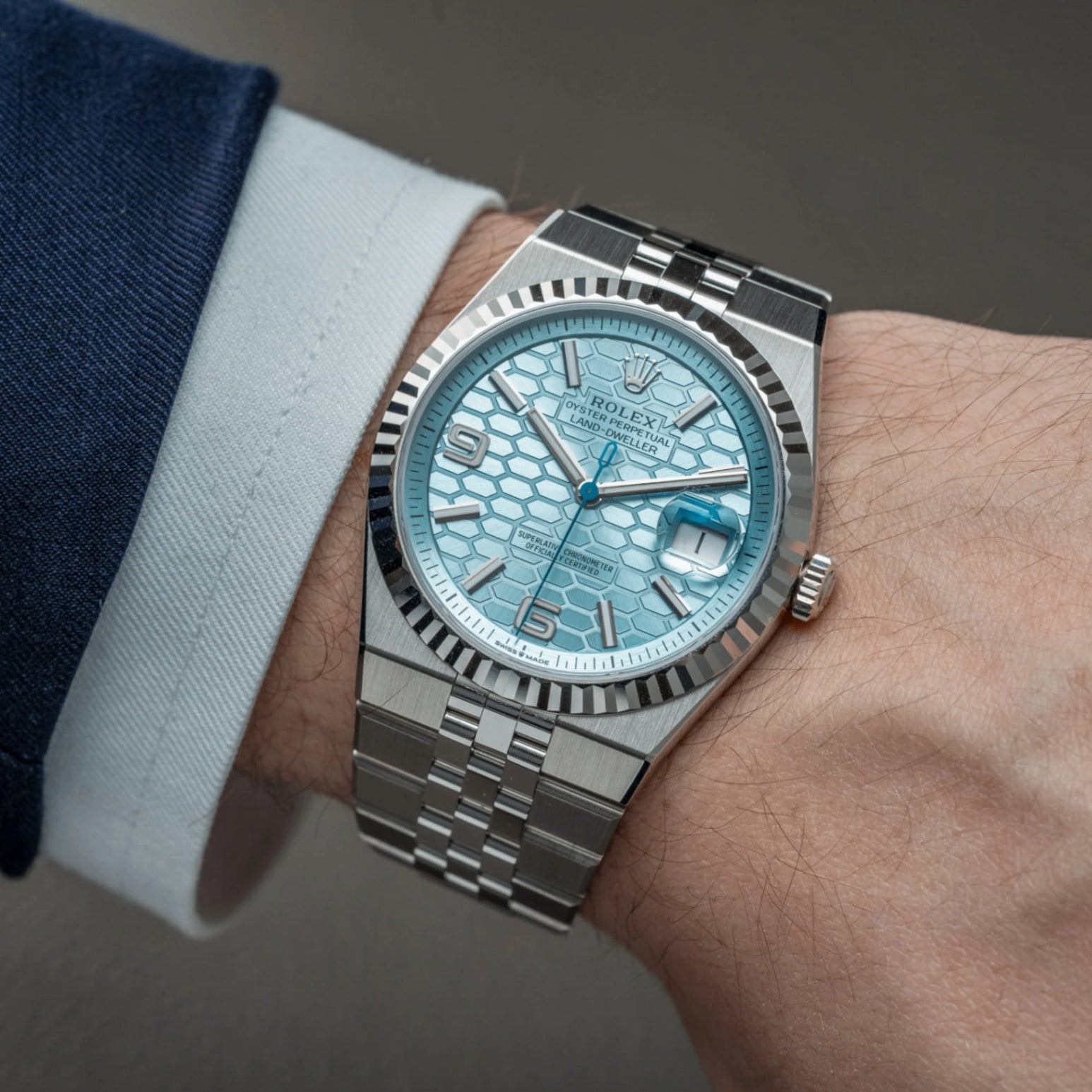 Role_x Land Dweller Silver/Sky Watch