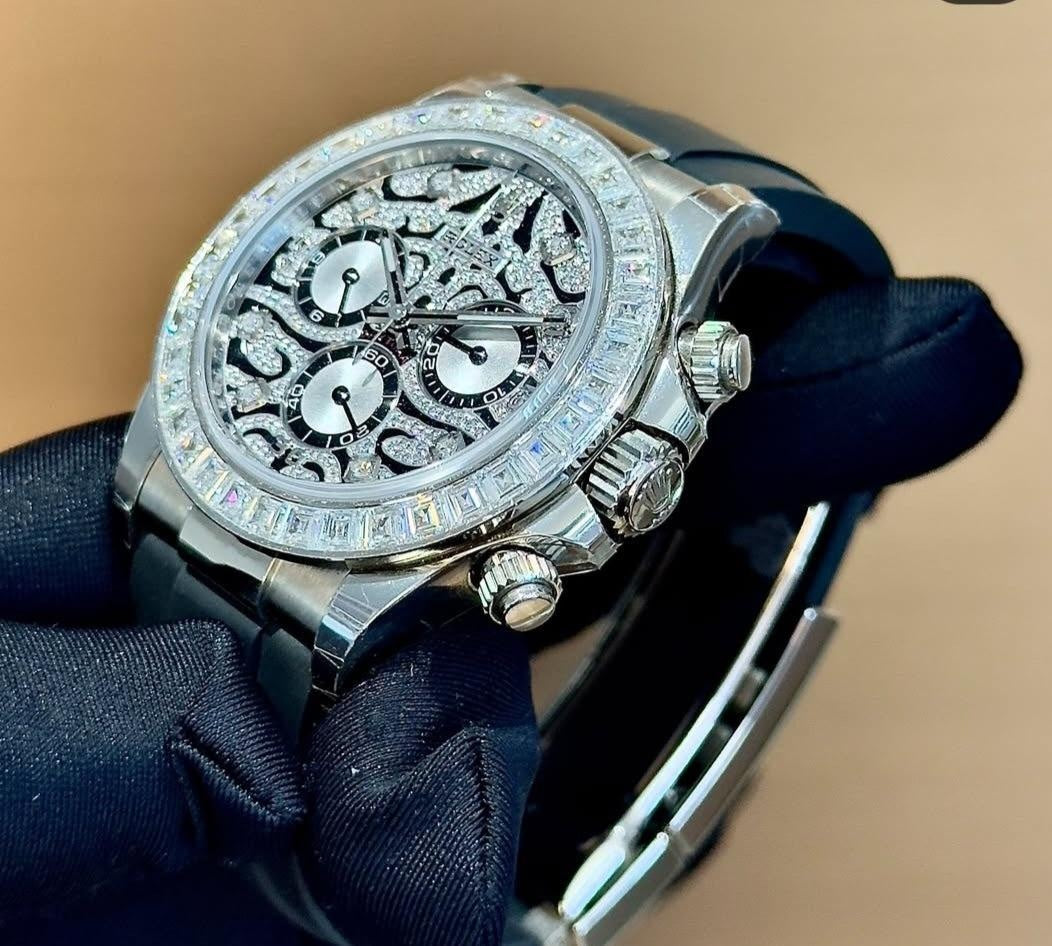 Role_x Tiger Silver Belt Watch