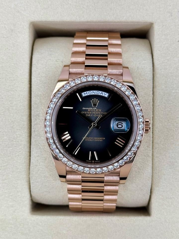 Role_x Day Date Rose Glod Diamond Watch