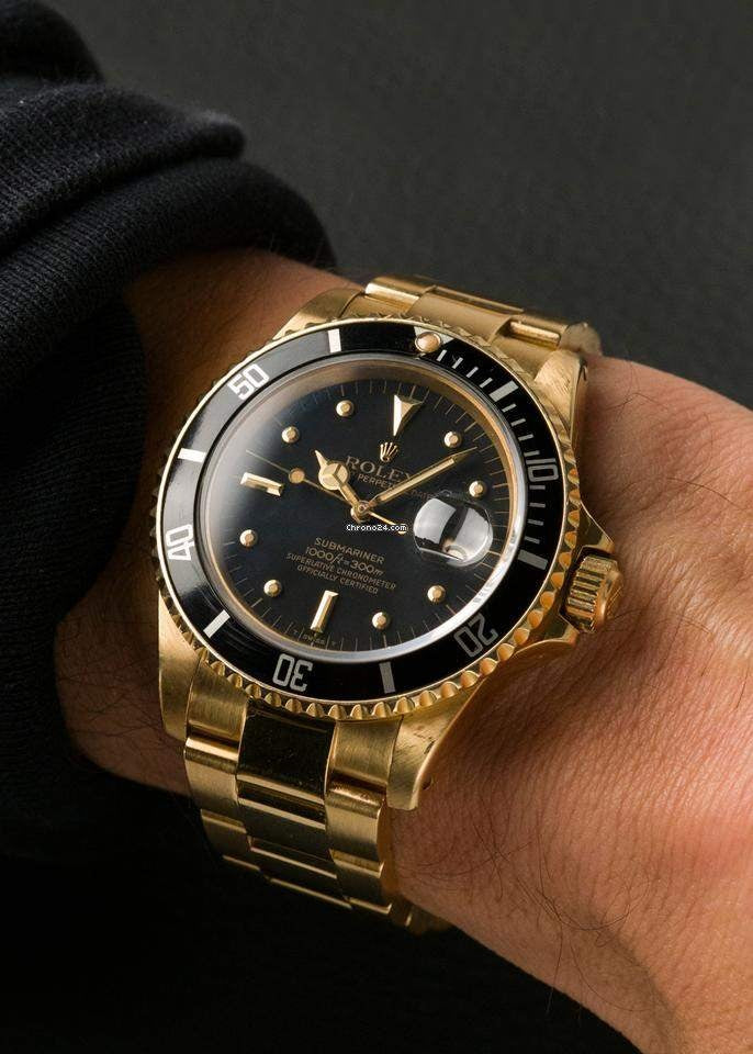 Role_x Submarine Glod/Black Watch