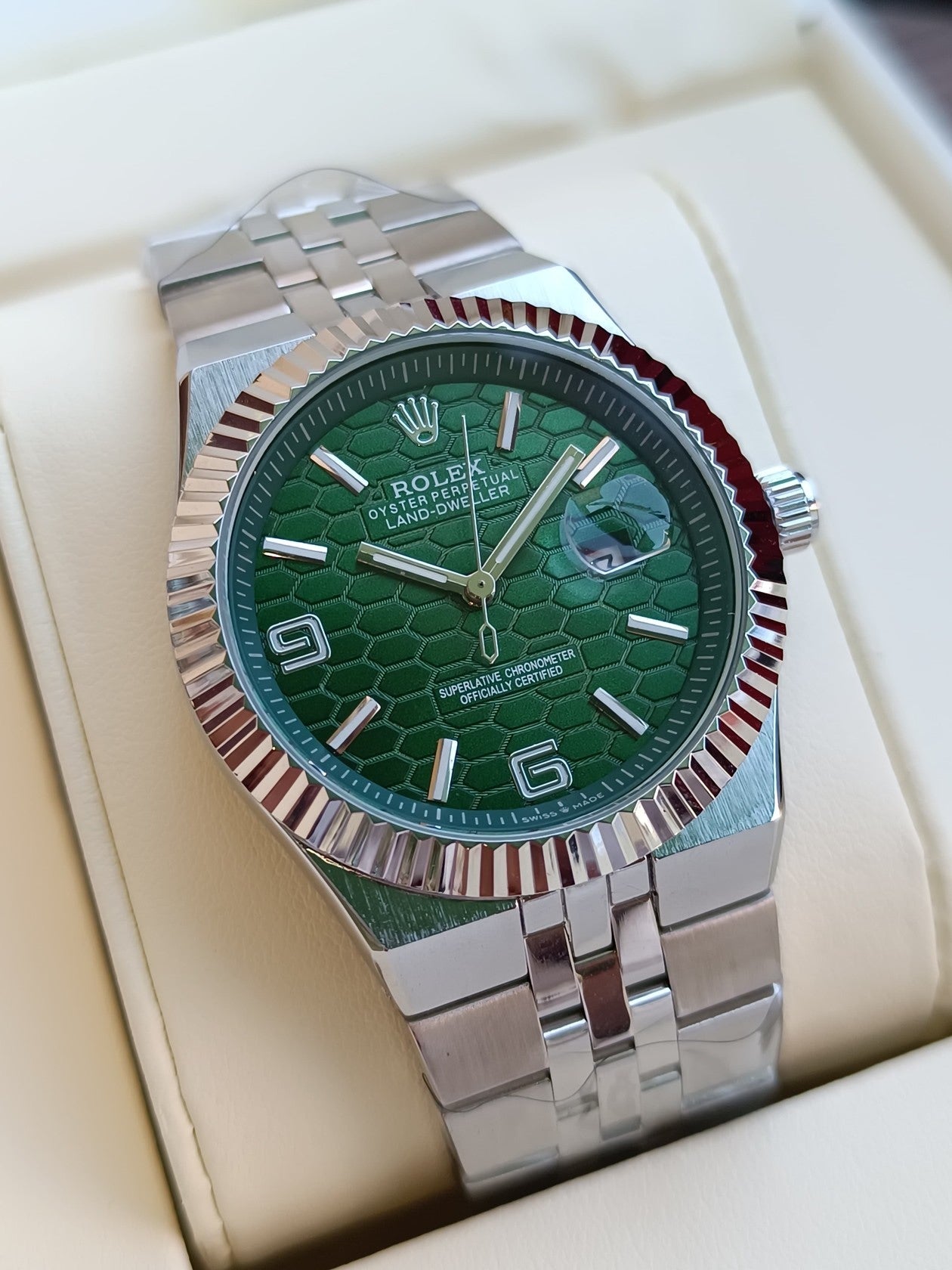 Role_x Land Dweller Silver/GreenWatch